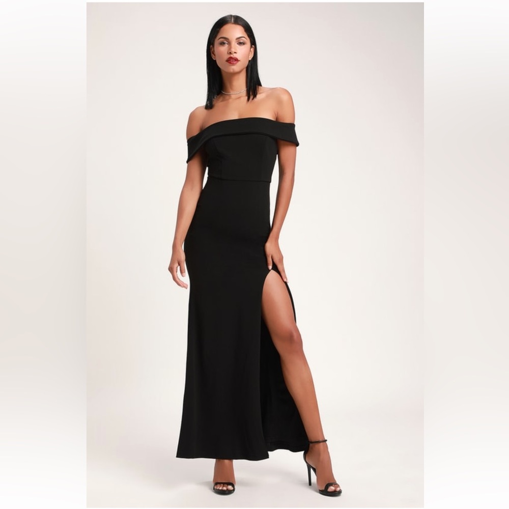 Aveline Black off-The-Shoulder Maxi Dress